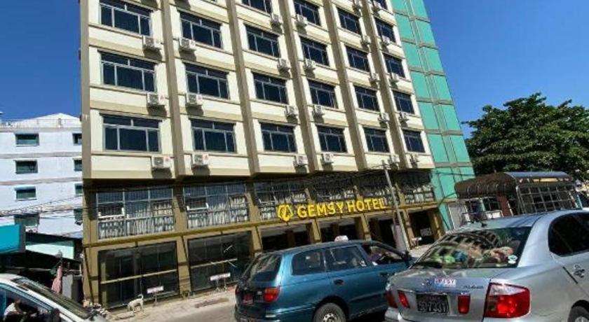 Gemsy Hotel Yangon Extérieur photo