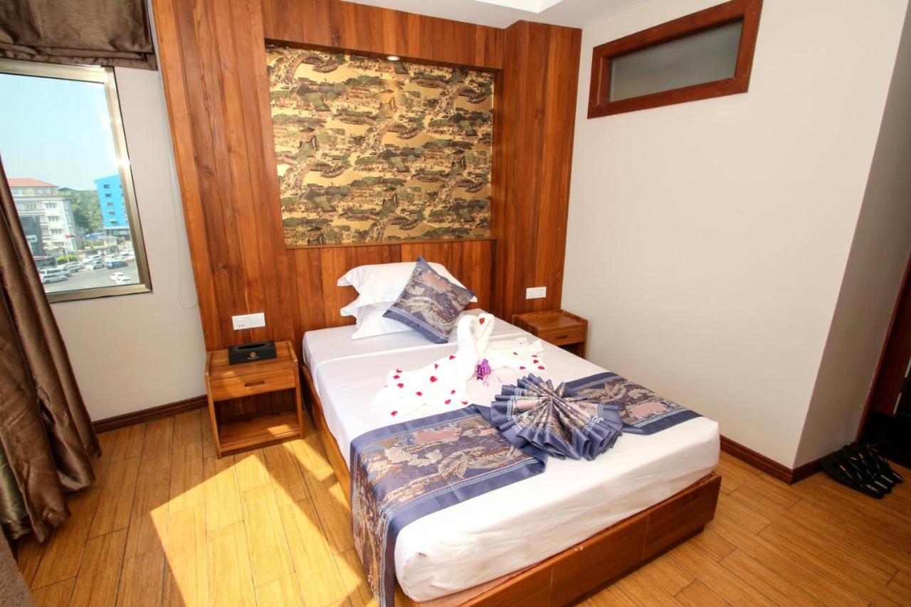 Gemsy Hotel Yangon Extérieur photo