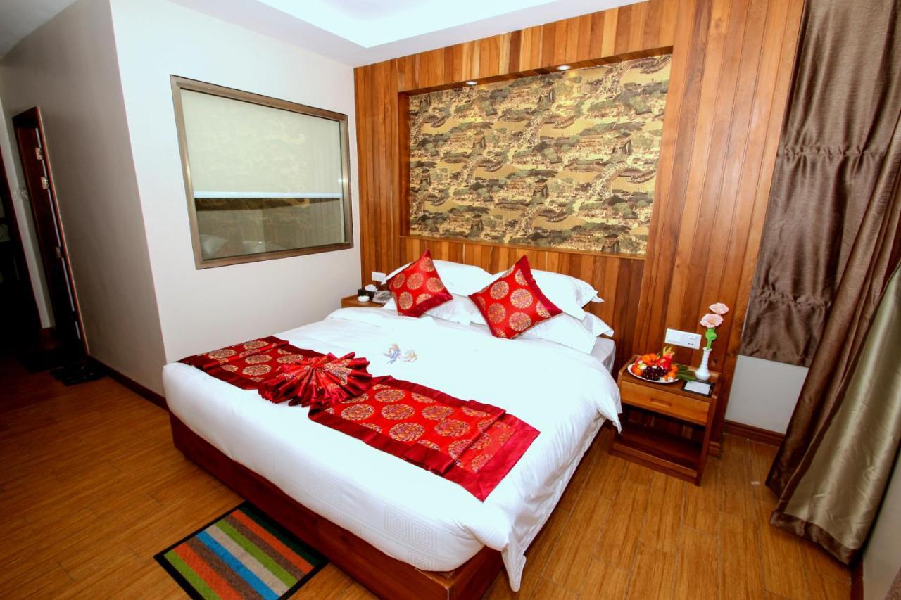 Gemsy Hotel Yangon Extérieur photo