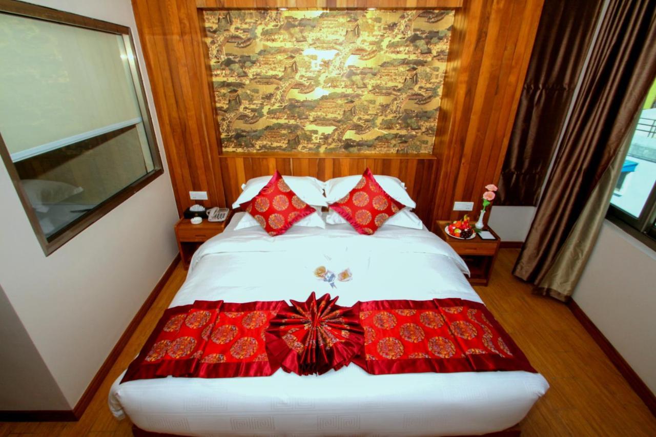 Gemsy Hotel Yangon Extérieur photo