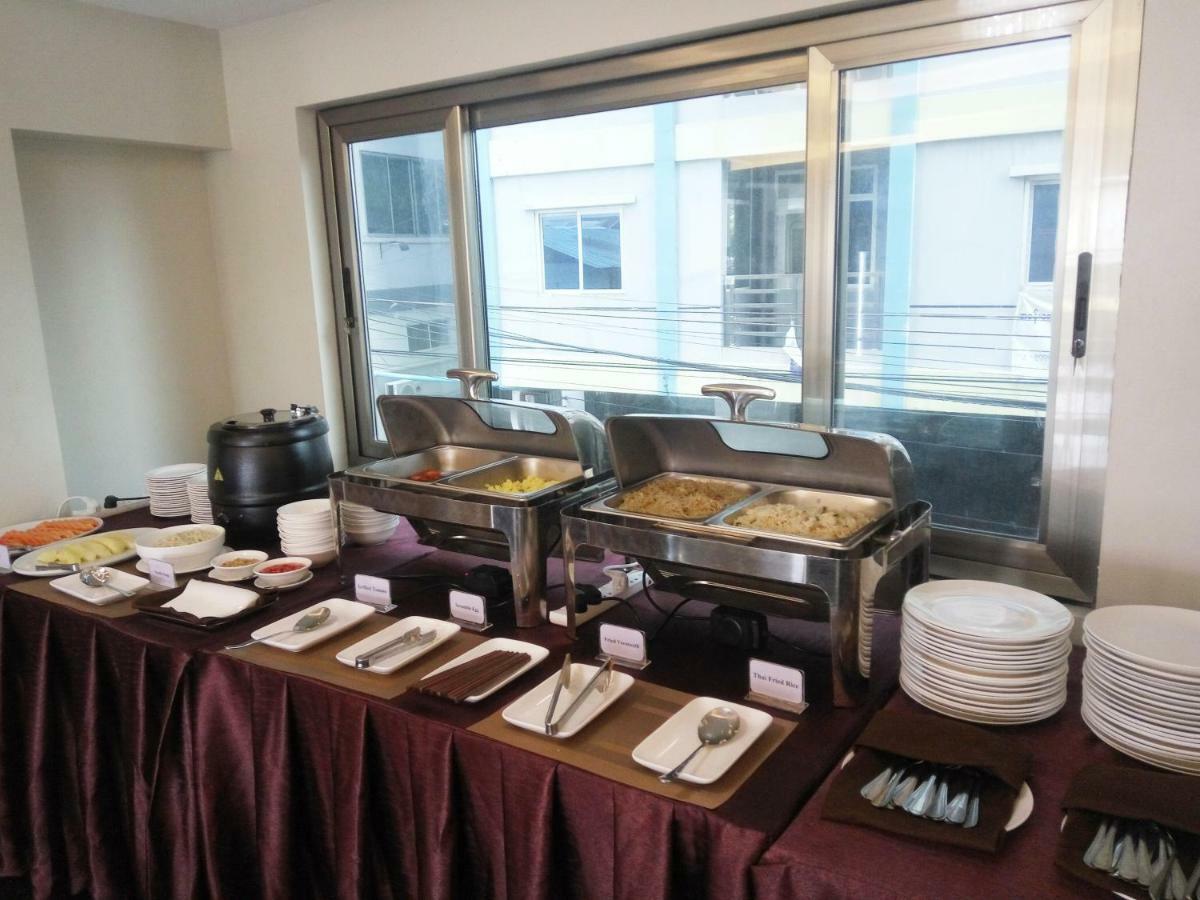 Gemsy Hotel Yangon Extérieur photo