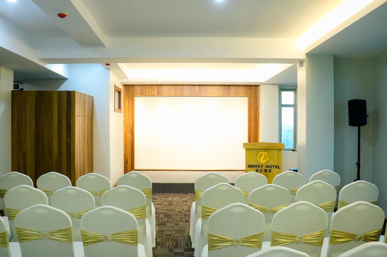 Gemsy Hotel Yangon Extérieur photo